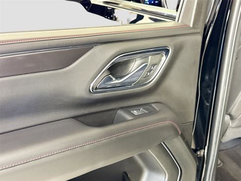 Used 2023 Chevrolet Suburban RST image 26