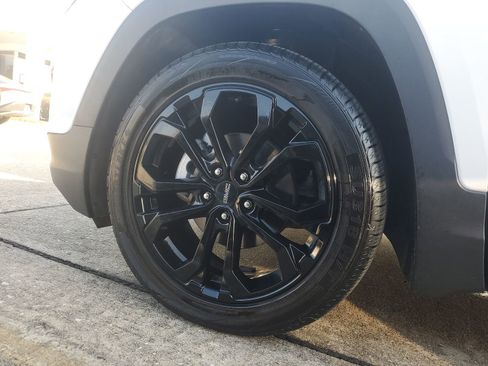 Used 2020 GMC Terrain SLT w/ Preferred Package image 7