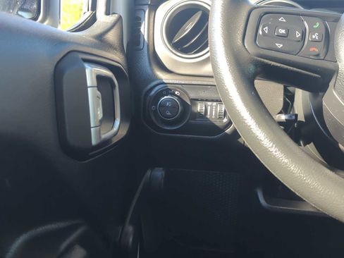 Used 2022 Jeep Gladiator Sport AWD/4WD image 20