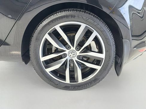 Used 2016 Volkswagen Golf SE FWD image 32