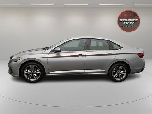 Used 2024 Volkswagen Jetta SE FWD image 8