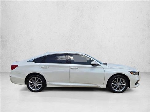 Used 2022 Honda Accord LX image 4