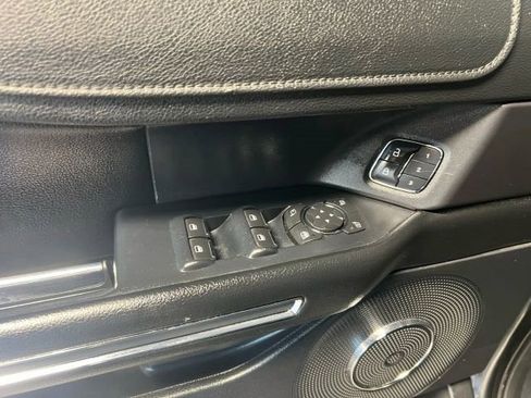 Used 2018 Ford Expedition Max XLT w/ Equipment Group 202A image 6