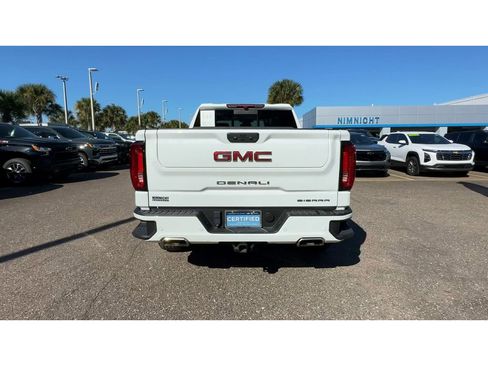Used 2024 GMC Sierra 1500 Denali AWD/4WD image 3