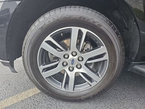 Used 2024 Ford Expedition Max Limited image 35