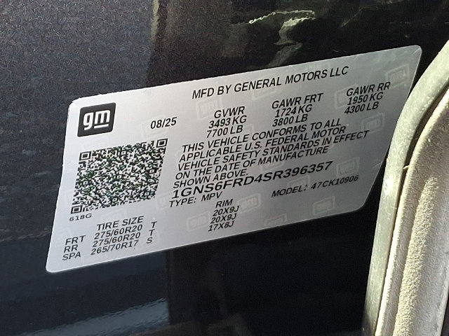 Used 2025 Chevrolet Suburban Premier AWD/4WD image 29