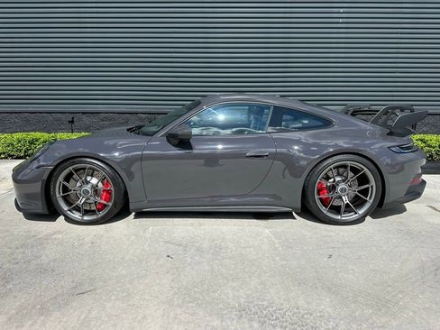 Used 2022 Porsche 911 GT3 image 2