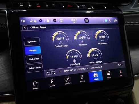 Used 2024 Jeep Grand Cherokee Limited image 36