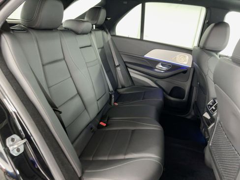 Certified 2025 Mercedes-Benz GLE 450e GLE 450e w/ Winter Package image 30