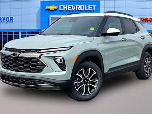 New 2026 Chevrolet TrailBlazer ACTIV AWD/4WD image 2
