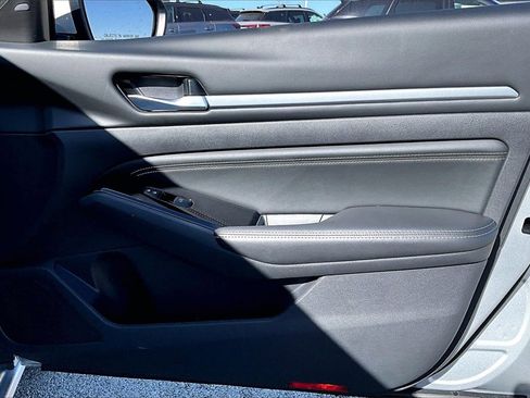 Used 2021 Nissan Altima 2.5 SL image 24