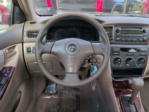 Used 2005 Toyota Corolla LE w/ Audio Value Pkg FWD image 15