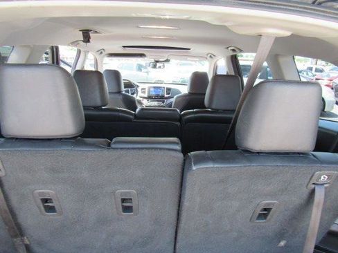 Used 2017 Honda Pilot EX-L image 24