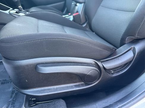 Used 2018 Kia Forte LX FWD image 18