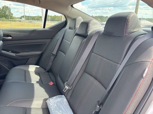 New 2025 Nissan Altima 2.5 SR w/ SR Premium Package image 18