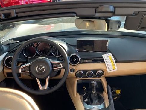 New 2025 MAZDA MX-5 Miata Grand Touring w/ Appearance Package image 7