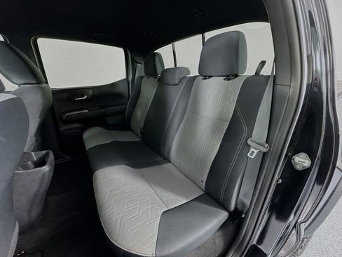 Used 2021 Toyota Tacoma TRD Off-Road image 22