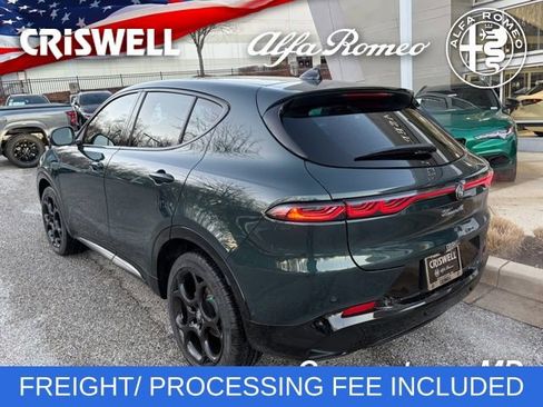 New 2026 Alfa Romeo Tonale w/ Black Premium Package image 4