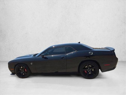 Used 2021 Dodge Challenger SRT Hellcat w/ Plus Package RWD image 9
