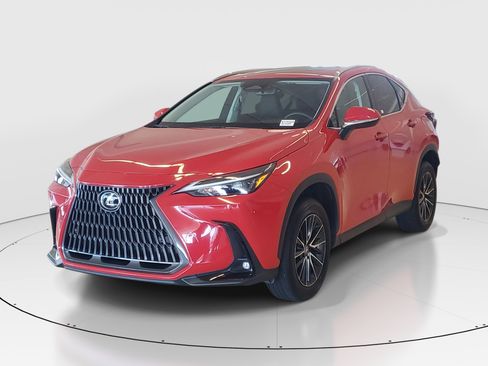 Used 2024 Lexus NX 250 FWD image 5