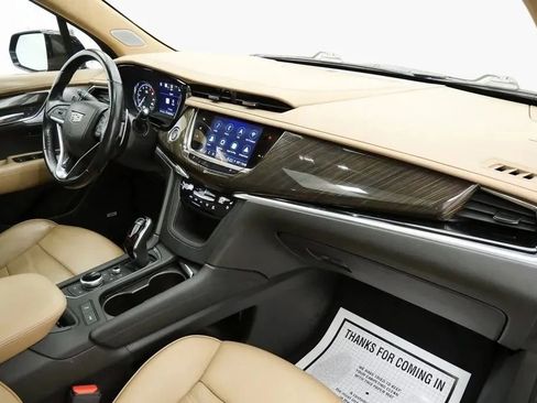Used 2023 Cadillac XT6 Sport w/ Platinum Package image 17