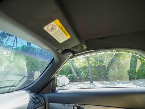 Used 2004 Ford Thunderbird Deluxe image 75