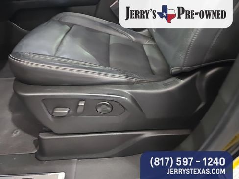 Used 2021 Chevrolet Tahoe LT w/ LT Signature Package RWD image 9