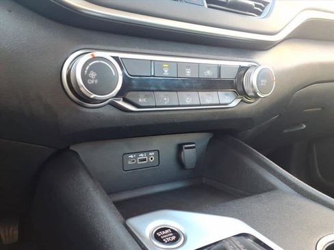 Certified 2022 Nissan Altima 2.5 SV image 19