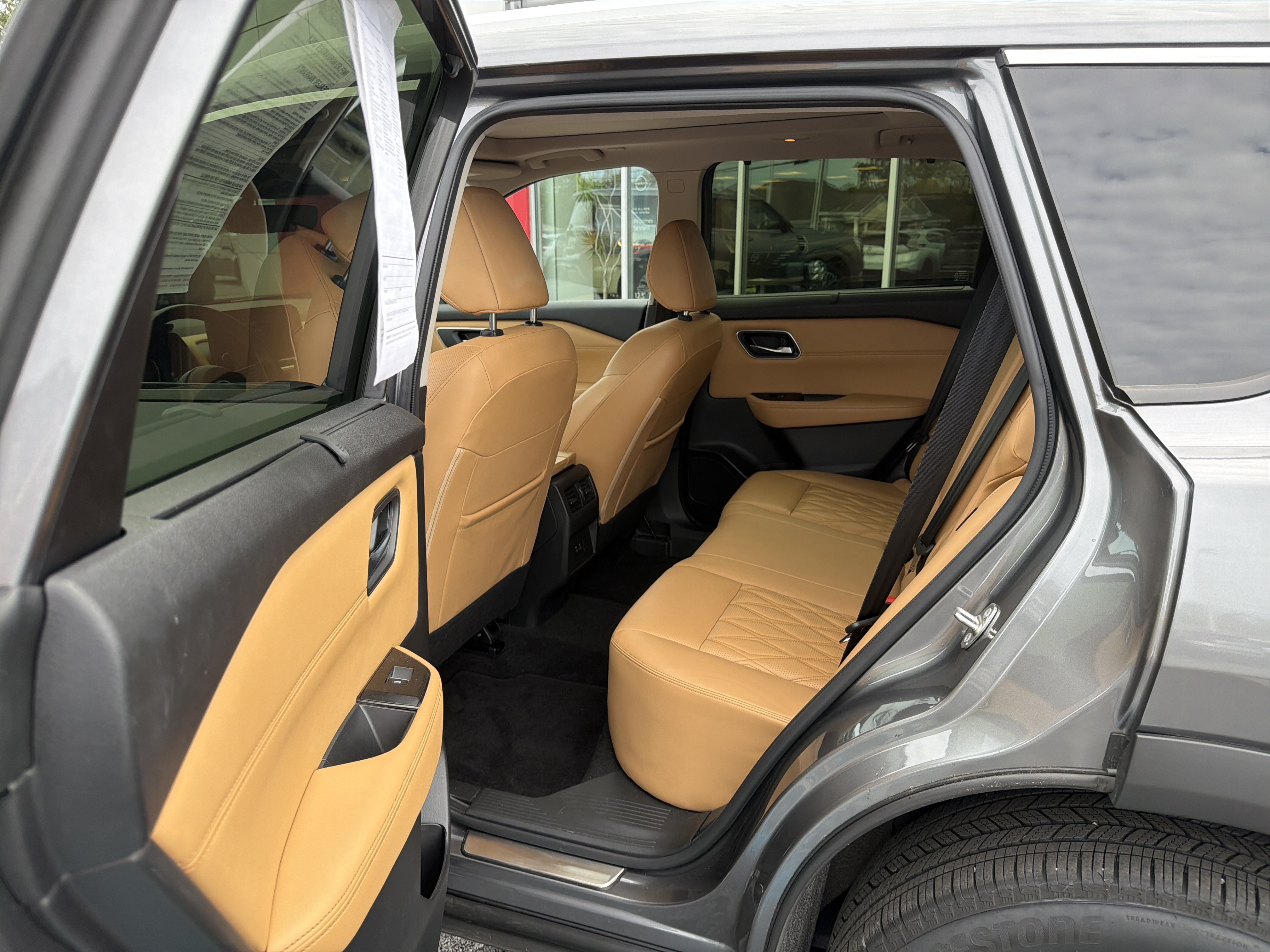 Certified 2023 Nissan Rogue Platinum AWD/4WD image 5