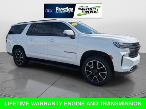Used 2022 Chevrolet Suburban RST w/ Sport Performance Package RWD image 3
