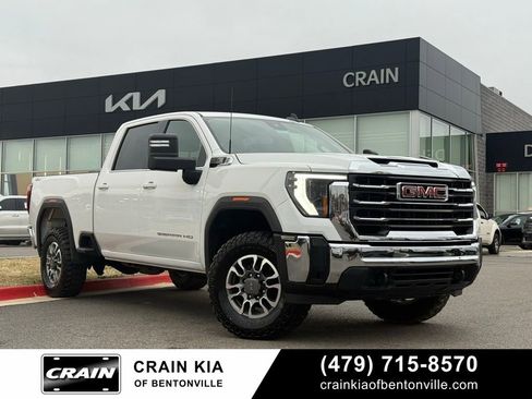 Used 2024 GMC Sierra 2500 SLE AWD/4WD image 1