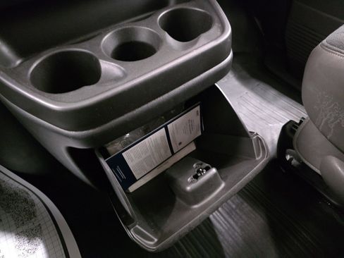 Used 2024 GMC Savana 2500 Work Van w/ Driver Convenience Package image 23