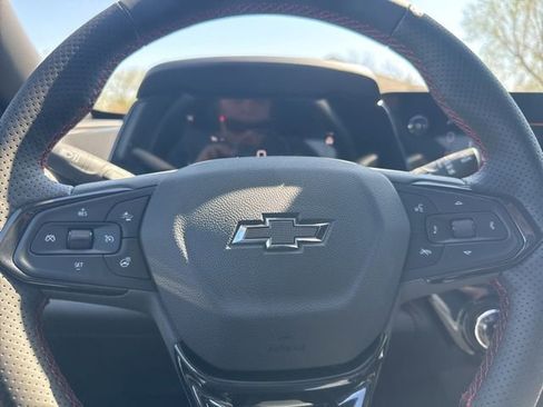 New 2026 Chevrolet Trax RS FWD image 32