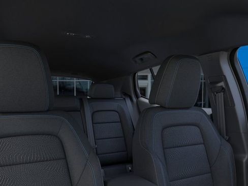 New 2025 Chevrolet Equinox EV LT FWD image 24