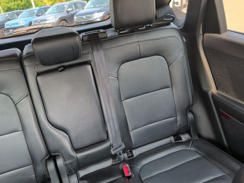 Used 2020 Ford Escape Titanium AWD/4WD image 14