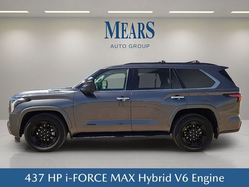 Used 2023 Toyota Sequoia Limited w/ Tow Technology Package AWD/4WD image 3