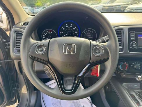 Used 2016 Honda HR-V LX image 24