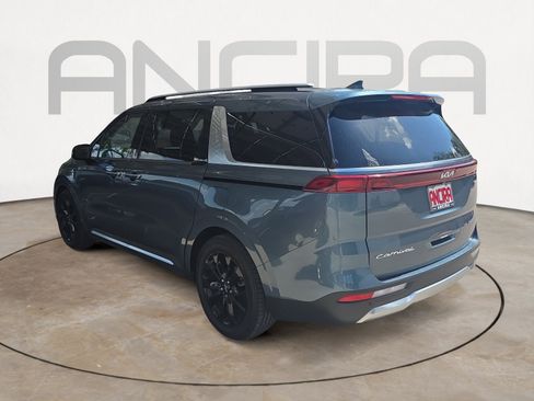Used 2022 Kia Carnival SX FWD image 6