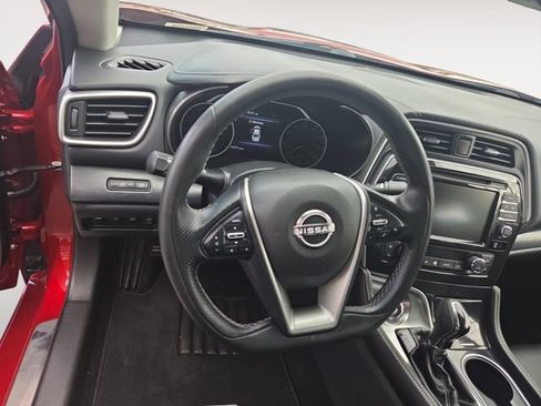 Used 2023 Nissan Maxima Platinum w/ Sport Mat Group FWD image 13