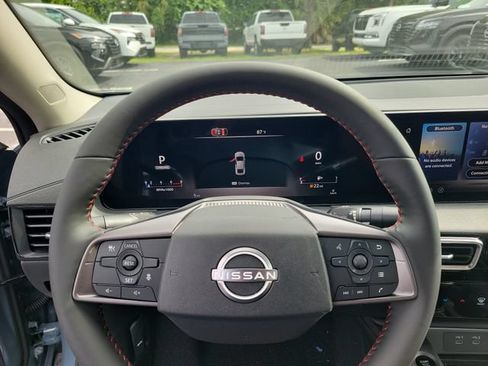 New 2026 Nissan Sentra SR w/ Floor Mat Package FWD image 20