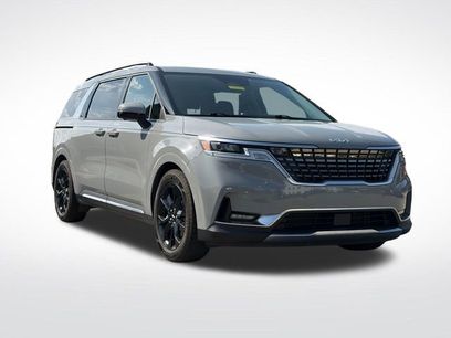 Used 2022 Kia Carnival SX