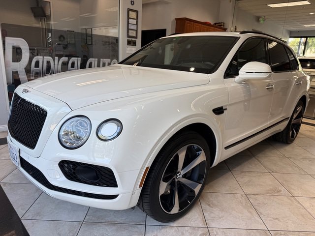 Used 2020 Bentley Bentayga AWD/4WD image 25