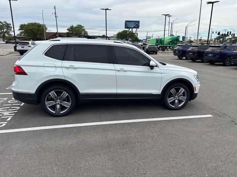 Used 2021 Volkswagen Tiguan SEL AWD/4WD image 9