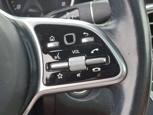 Used 2022 Mercedes-Benz GLC 300 GLC 300 image 23