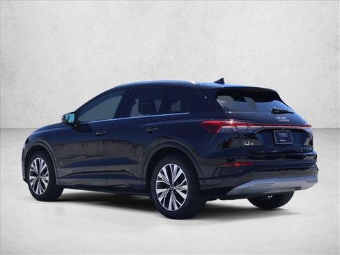Used 2023 Audi Q4 e-tron Premium Plus w/ Premium Plus RWD image 8