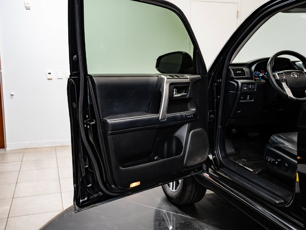 Used 2019 Toyota 4Runner Limited AWD/4WD image 26