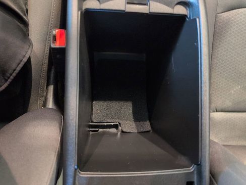 Used 2018 Chevrolet Malibu LT w/ LPO, Convenience Package 2 FWD image 23