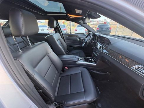 Used 2016 Mercedes-Benz E 350 Sedan w/ Premium Package image 25