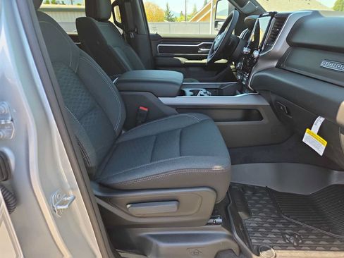 New 2026 RAM 1500 Big Horn AWD/4WD image 22