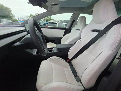 Used 2024 Tesla Model 3 Performance AWD/4WD image 2